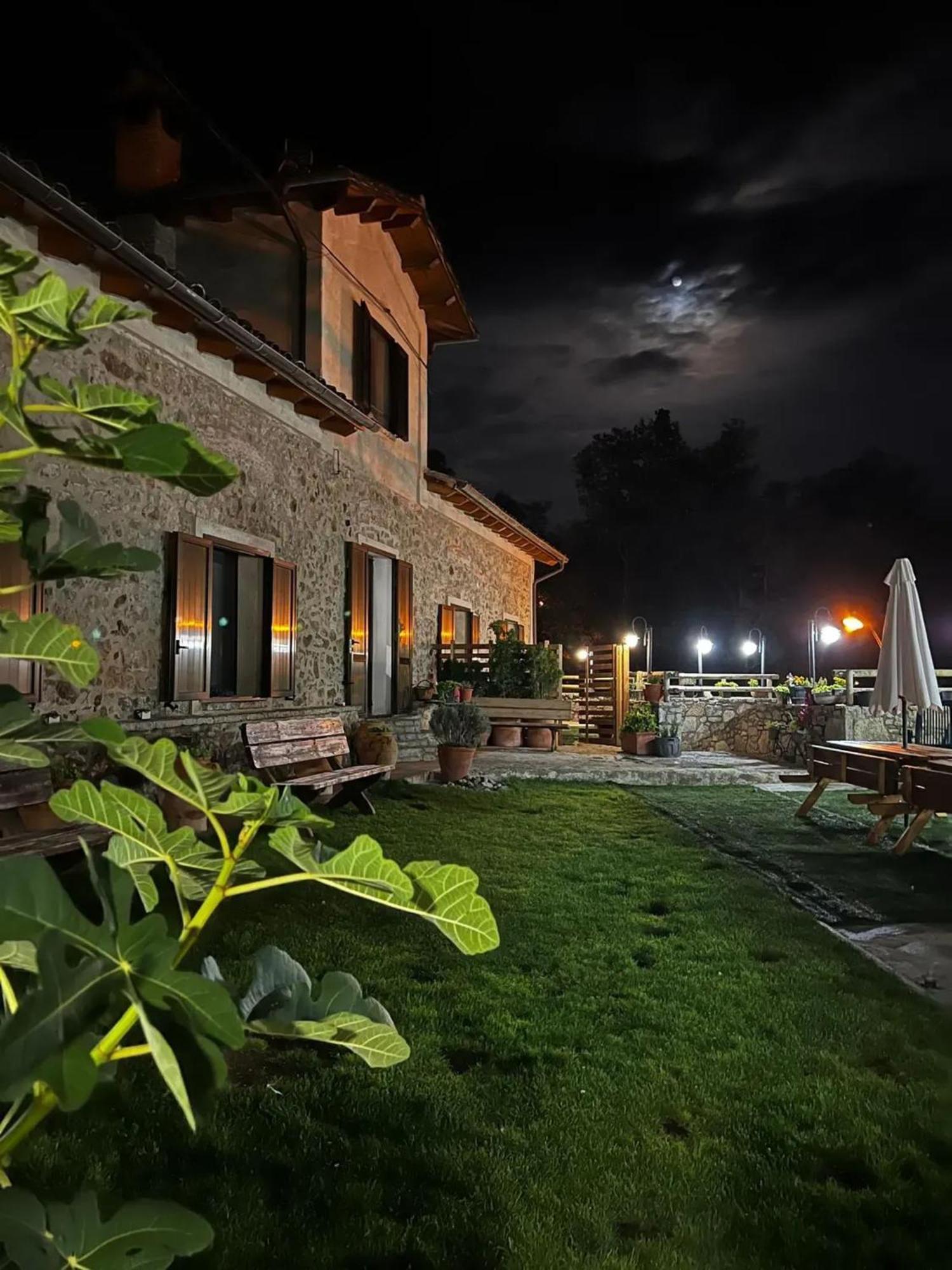 Spacious House In Ogassa With Terrace And Bbq ภายนอก รูปภาพ